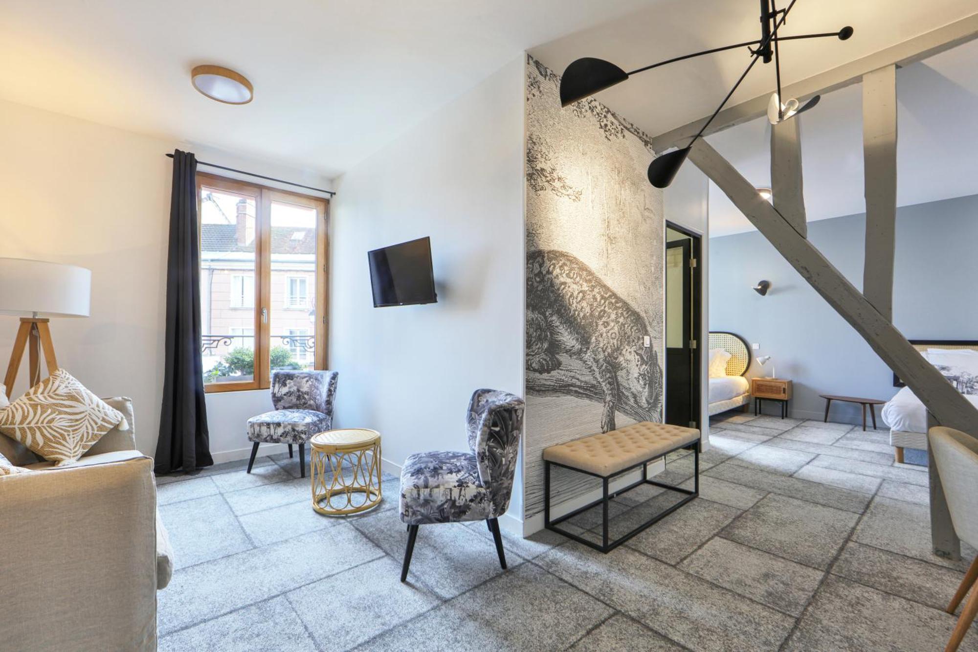 Logis Hotel & Restaurant Du Sauvage La Ferté-Gaucher Стая снимка